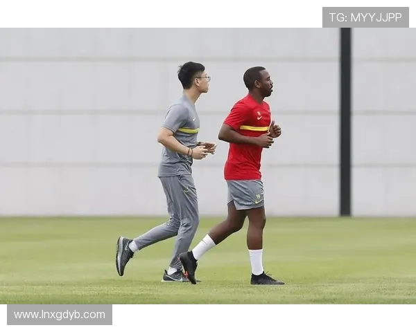 广州足球队心理素质深度解析与竞技表现的关系探讨 广州足球队心理素质深度解析与竞技表现的关系探讨