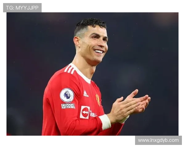 小新心目中的足球明星究竟是谁让我们一起揭晓他的偶像之谜