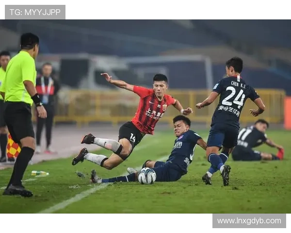 重庆足球队与西安足球队赛后分析实力对比与未来展望